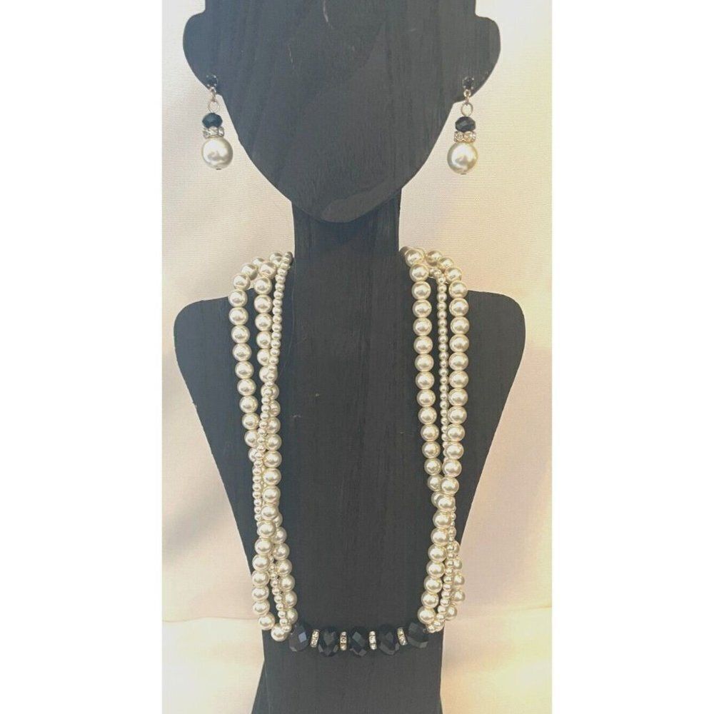 Studio Works Beaded black and white Rhinestones necklace‎ and earrings set
